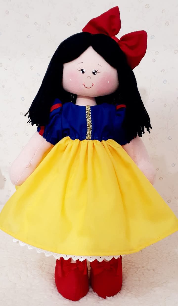 Projeto Digital Boneca Branca de Neve 40cm